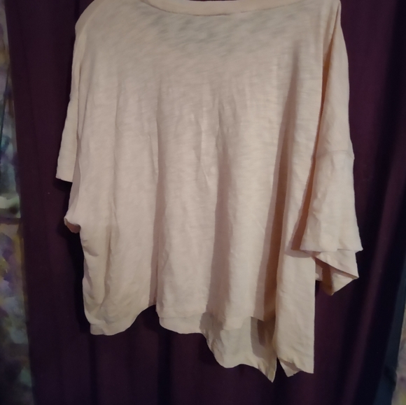 Old navy nwt ladies graphic tee shirt - Picture 5 of 5